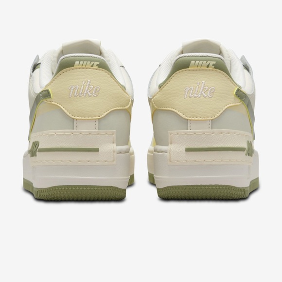 Nike Women's Air Force 1 Shadow Shoes - Picture 3 of 9